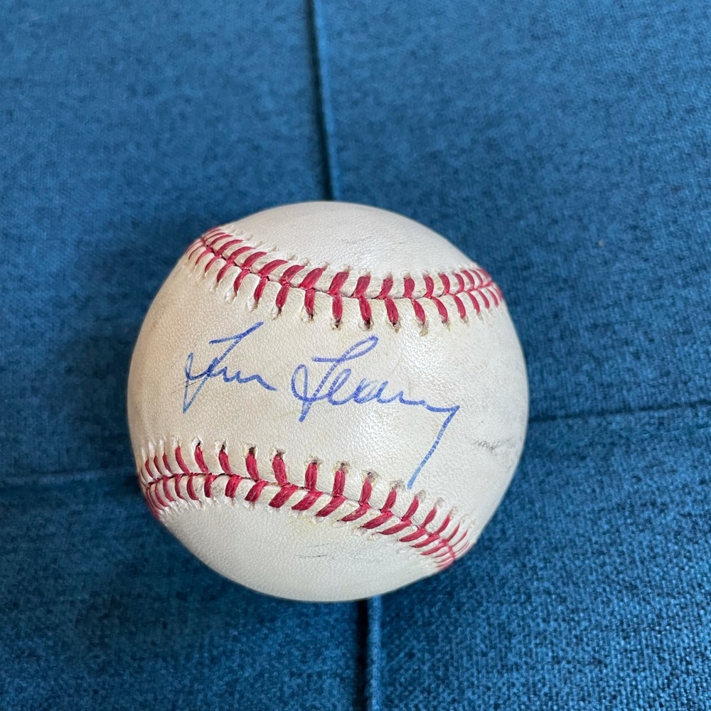 Autographed Baseball Tim Leary LA Dodgers
